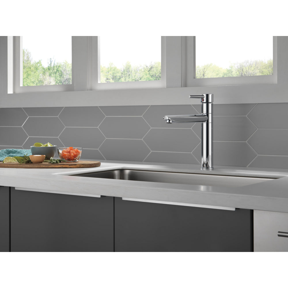 Delta Trinsic Single Hole Kitchen Faucet - Chrome