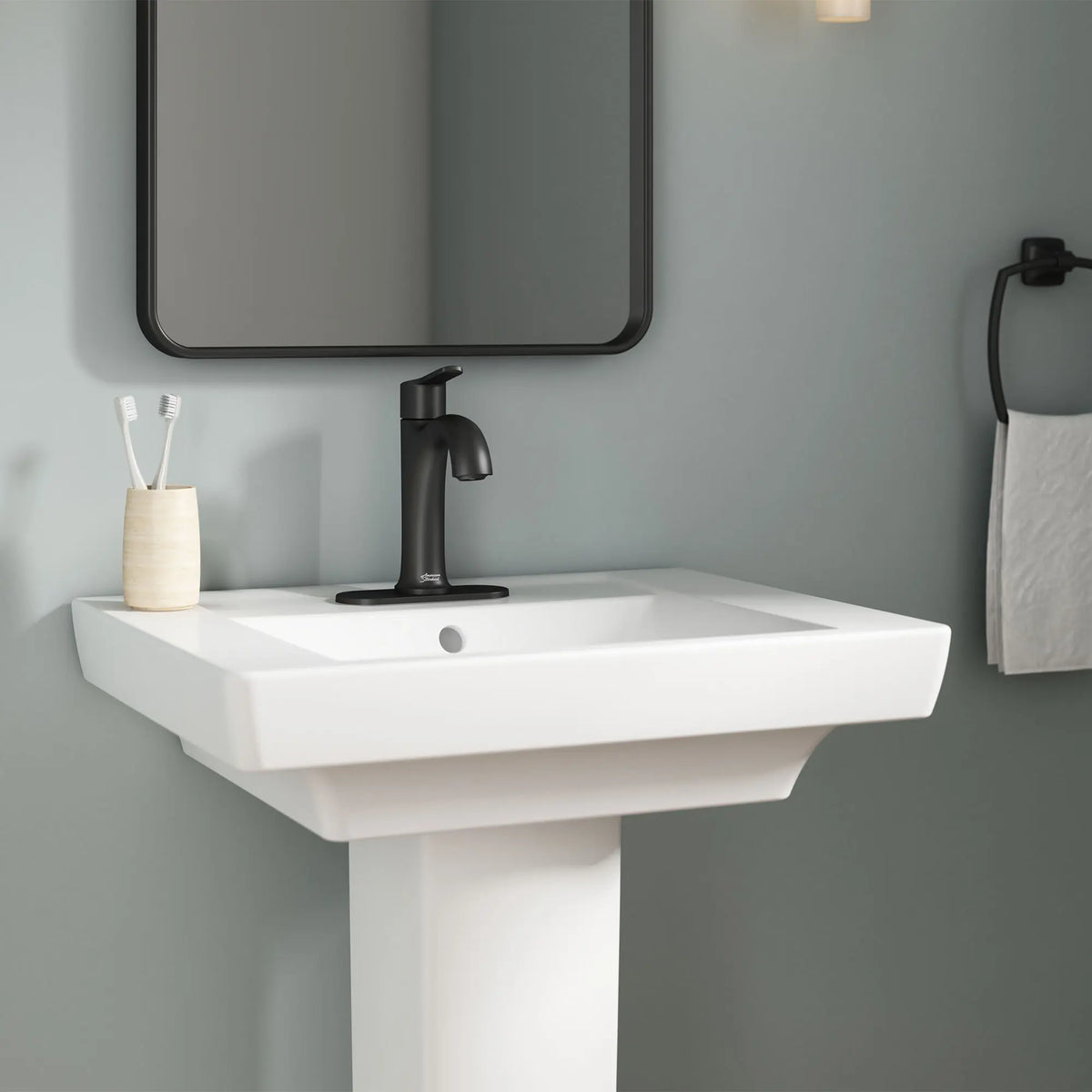 American Standard Corsham Single Hole Single-Handle Bathroom Faucet 1.2 gpm/4.5 L/min with Lever Handle