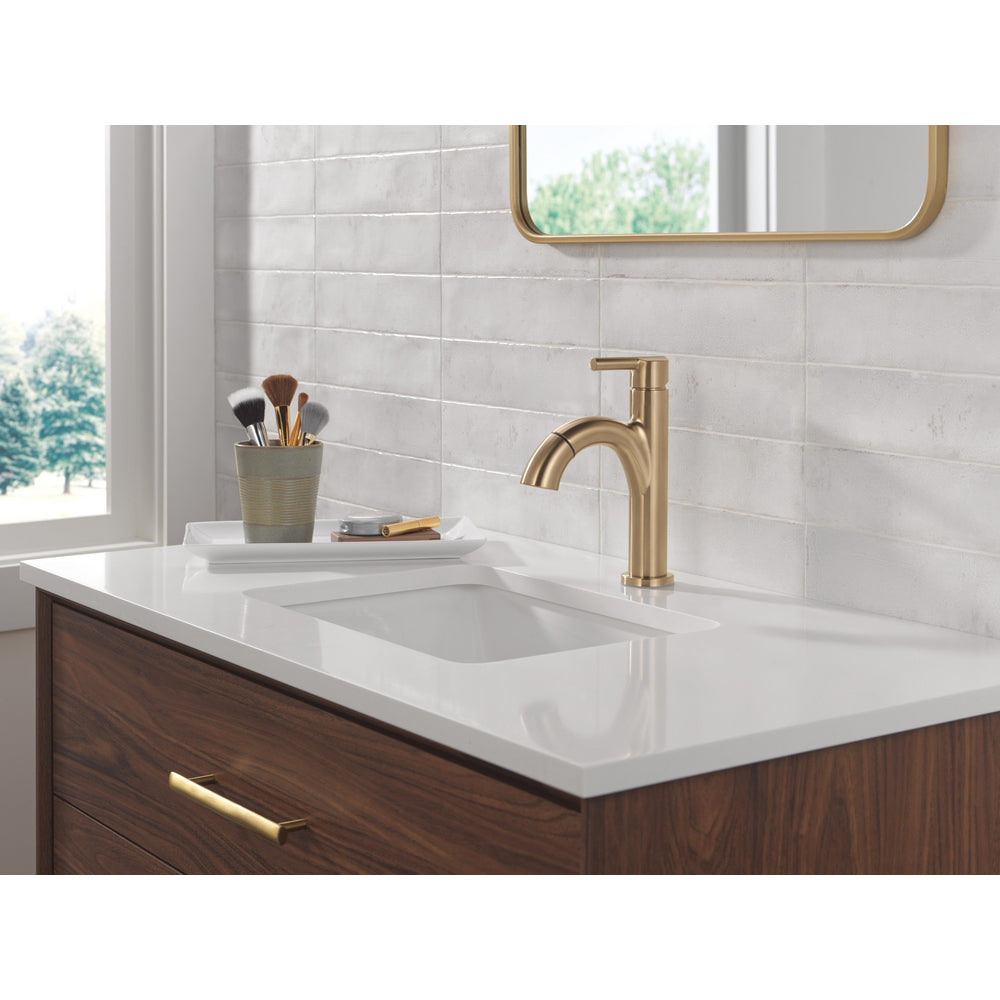 Delta Nicoli Single Handle Pull-Down Bathroom Faucet