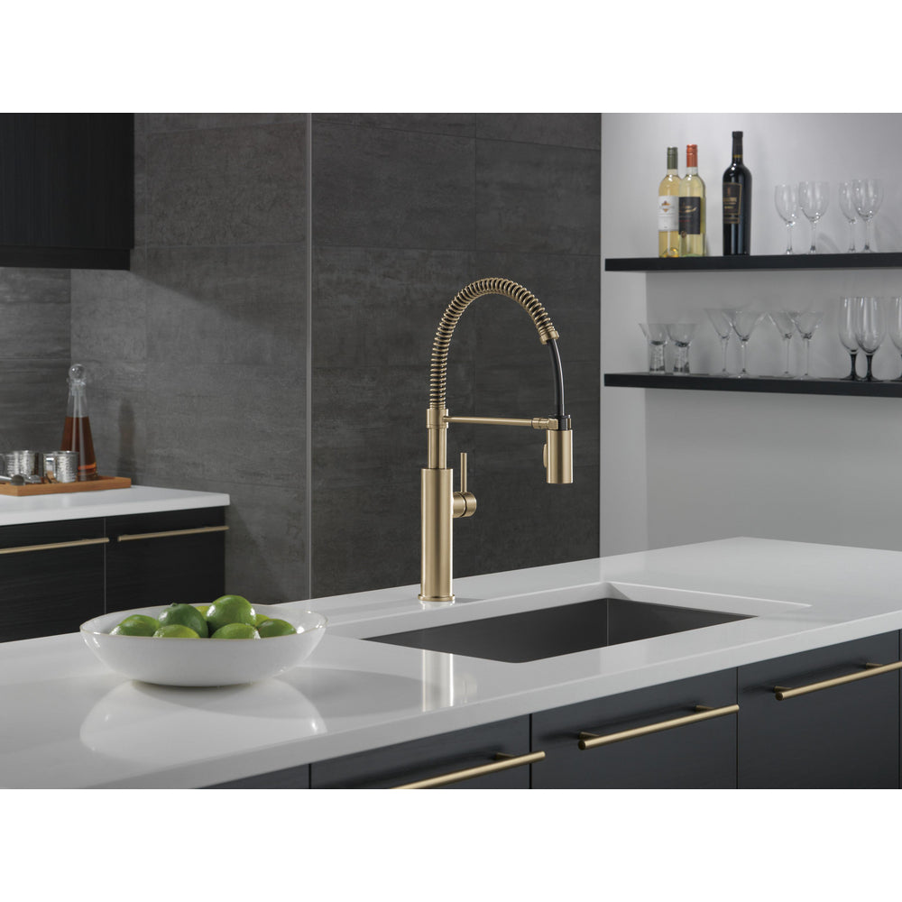 Delta Antoni Pull-Down Kitchen Faucet 1L