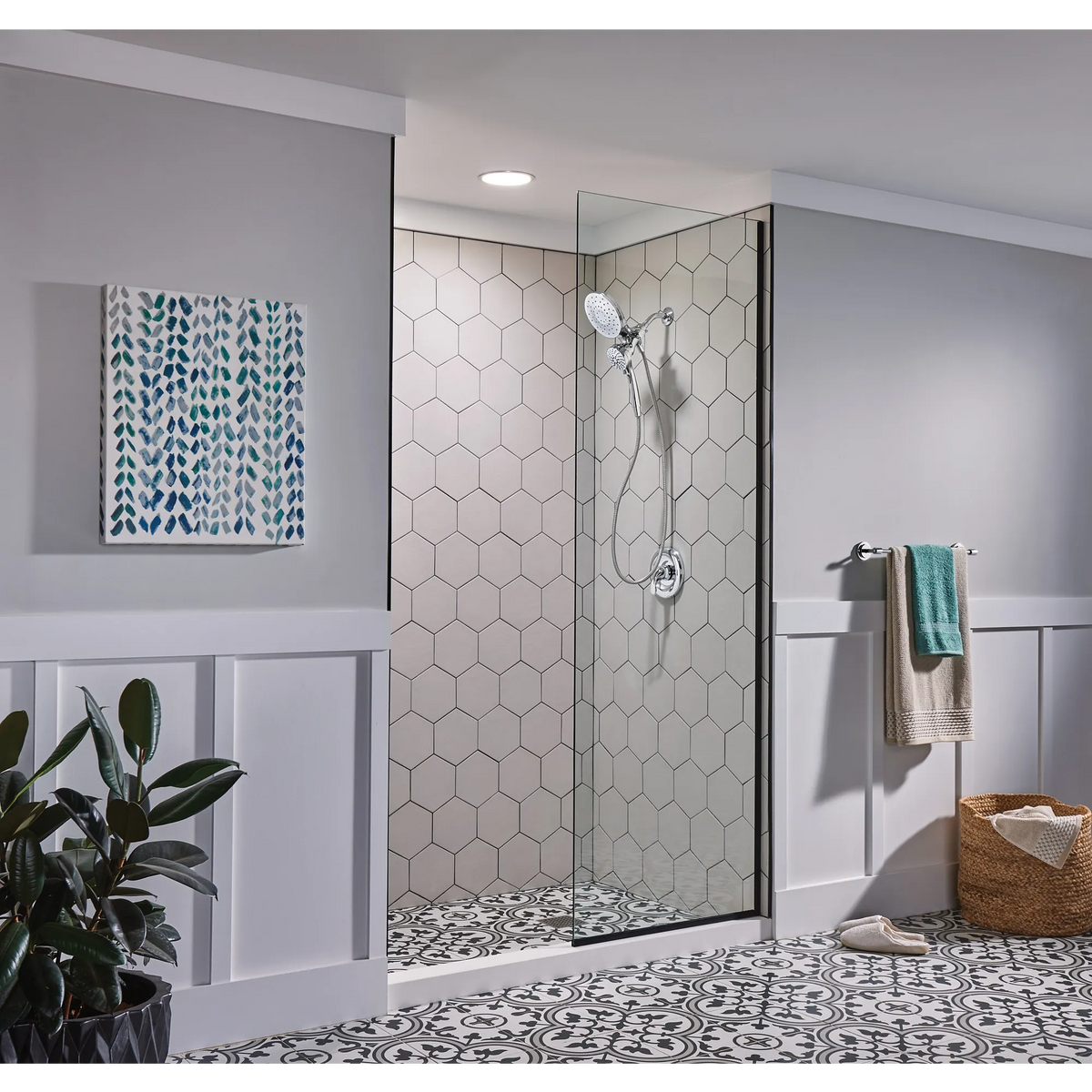 Moen Engage Six-Function 6 1/2" Diameter Standard Spray Head with Handheld Shower 26013 in Chrome (26013) - view 5