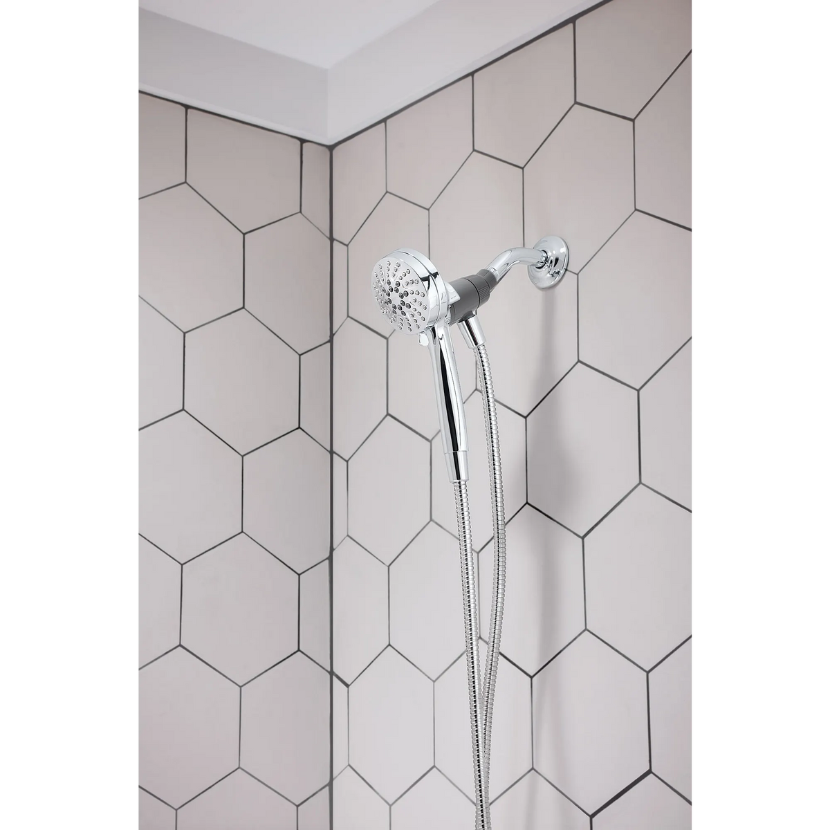 Moen Engage Six-Function 3 1/2" Diameter Spray Head Handheld Shower 26100 in Chrome (26100) - view 9