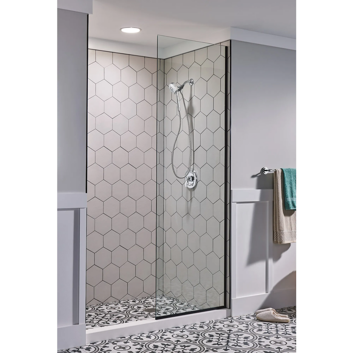Moen Engage Six-Function 3 1/2" Diameter Spray Head Handheld Shower 26100 in Chrome (26100) - view 5