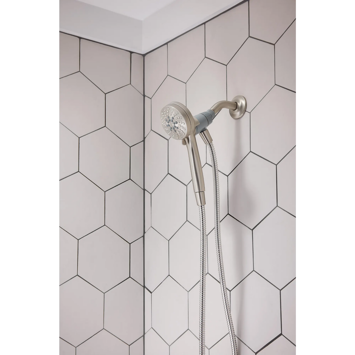 Moen Engage Six-Function 3 1/2" Diameter Spray Head Handheld Shower 26100 in Spot Resist Brushed Nickel (26100SRN) - view 2