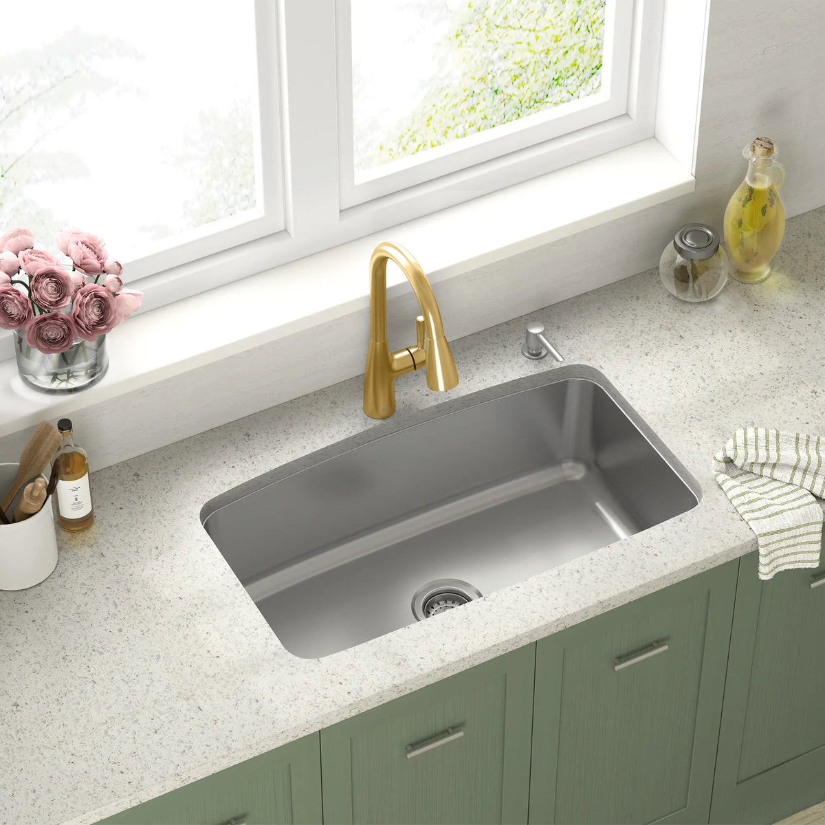 American Standard Fairbury Single-Handle Pull-Down Dual Spray Kitchen Faucet 1.8 GPM with Lever Handle