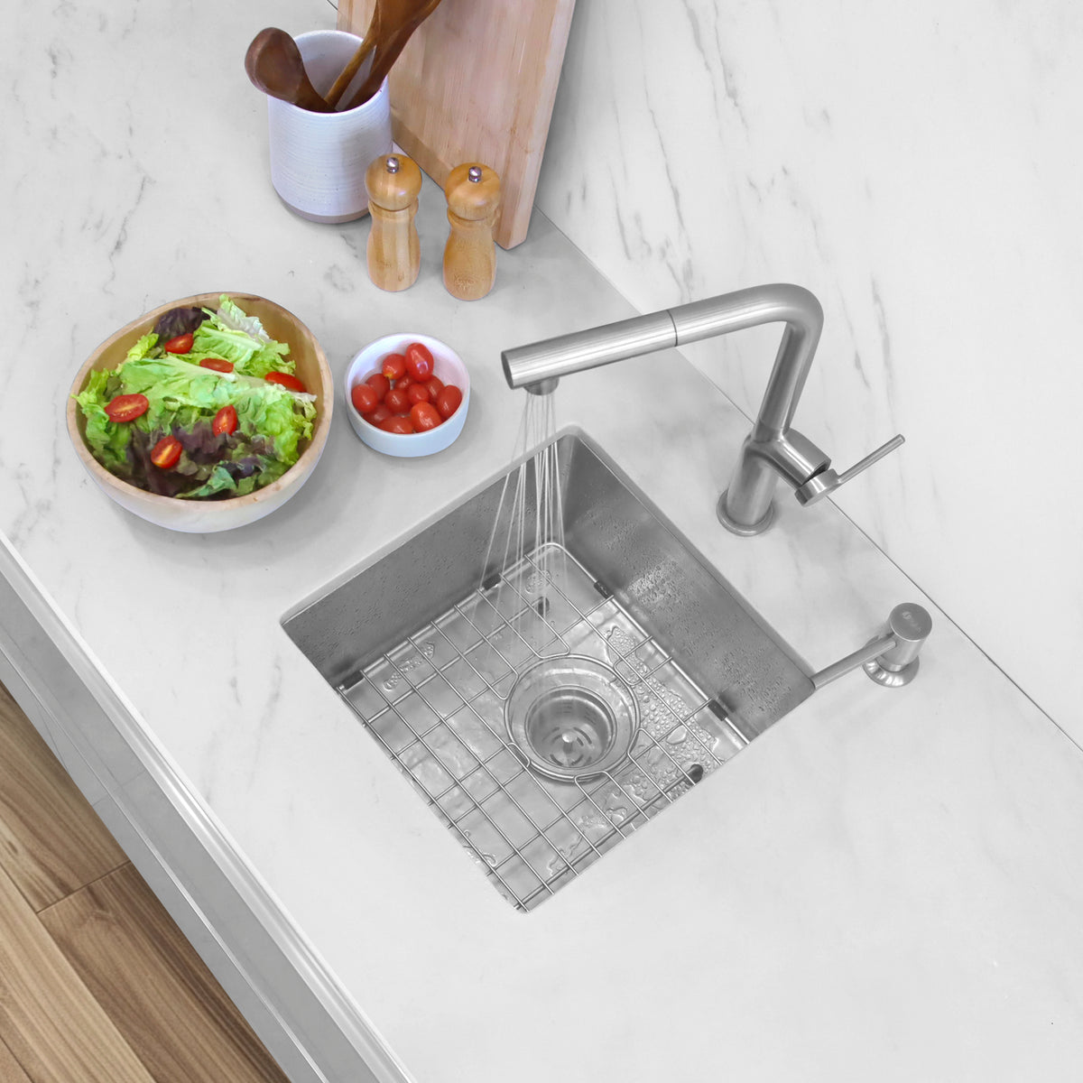 Stylish Druzy 15" Single Bowl Bar Sink 18 Gauge Stainless Steel with Grid and Basket Strainer S-317G
