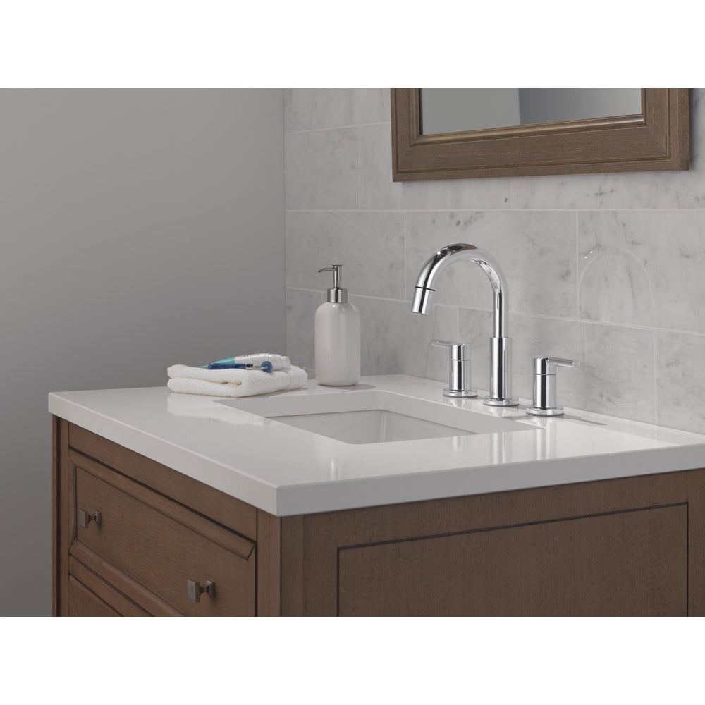 Delta Nicoli Two Handle Widespread Pull-Down Bathroom Faucet