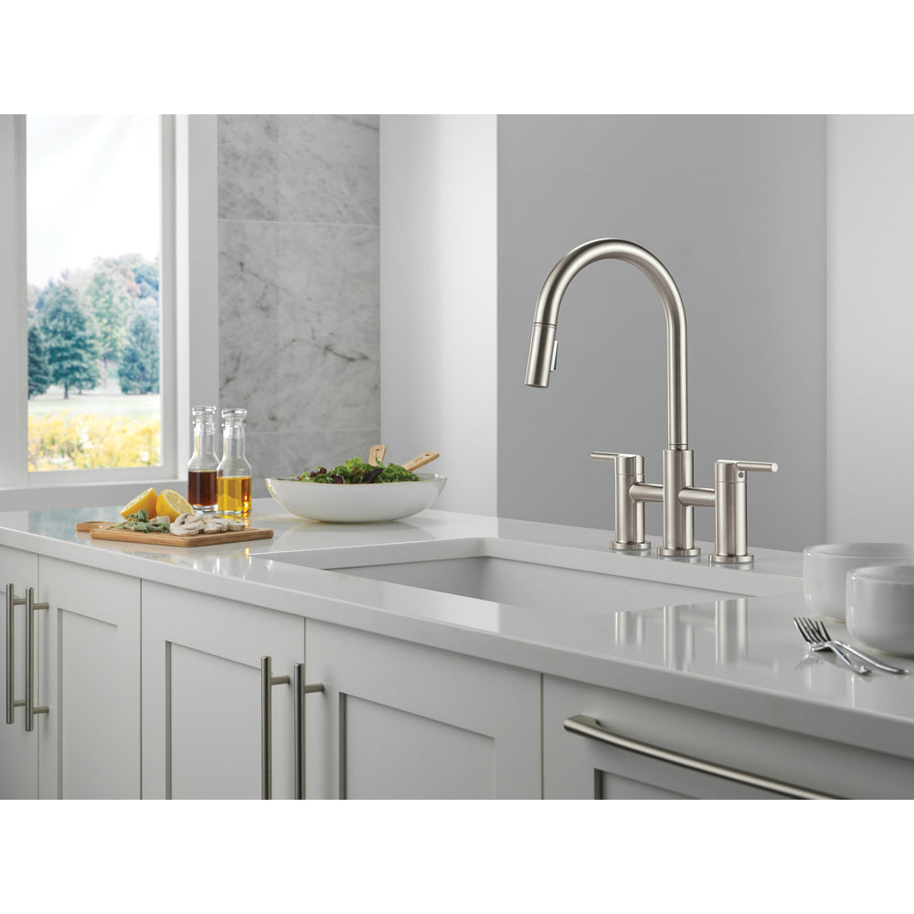 Delta Nicoli Pull-Down Kitchen Faucet