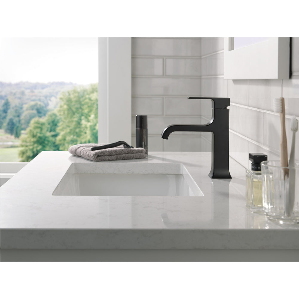 Delta Velum Single Handle Bathroom Faucet Curved Spout 539