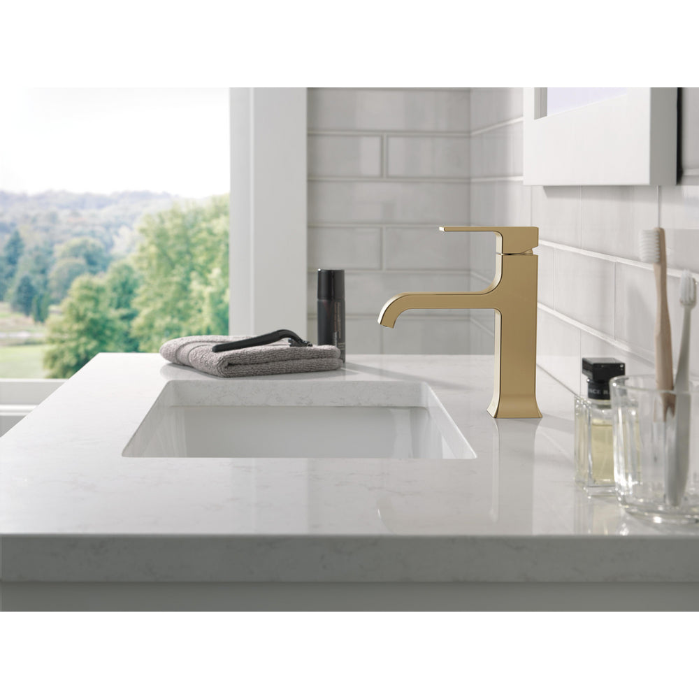 Delta Velum Single Handle Bathroom Faucet Curved Spout 539