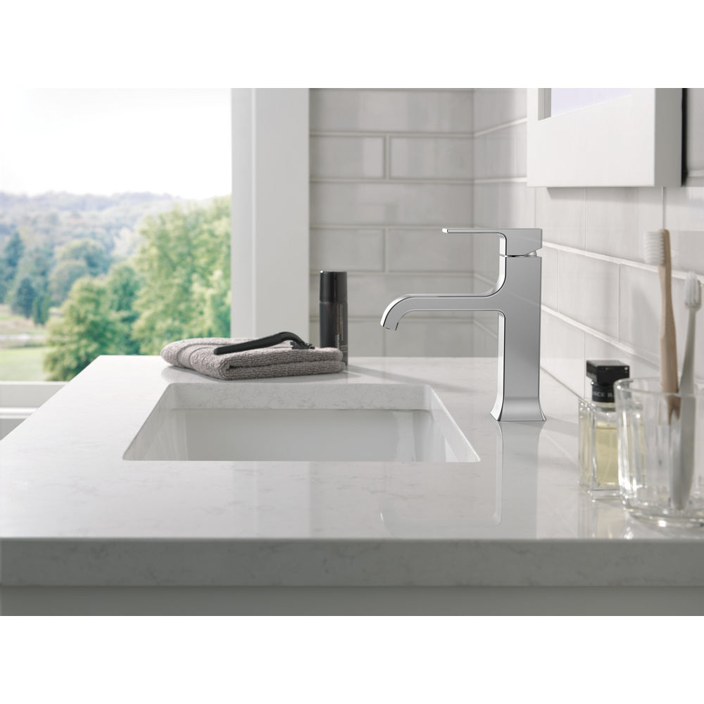 Delta Velum Single Handle Bathroom Faucet Curved Spout 539