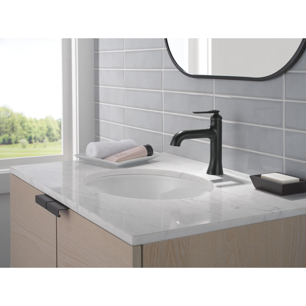 Delta Bonacci Single Handle Bathroom Faucet 545