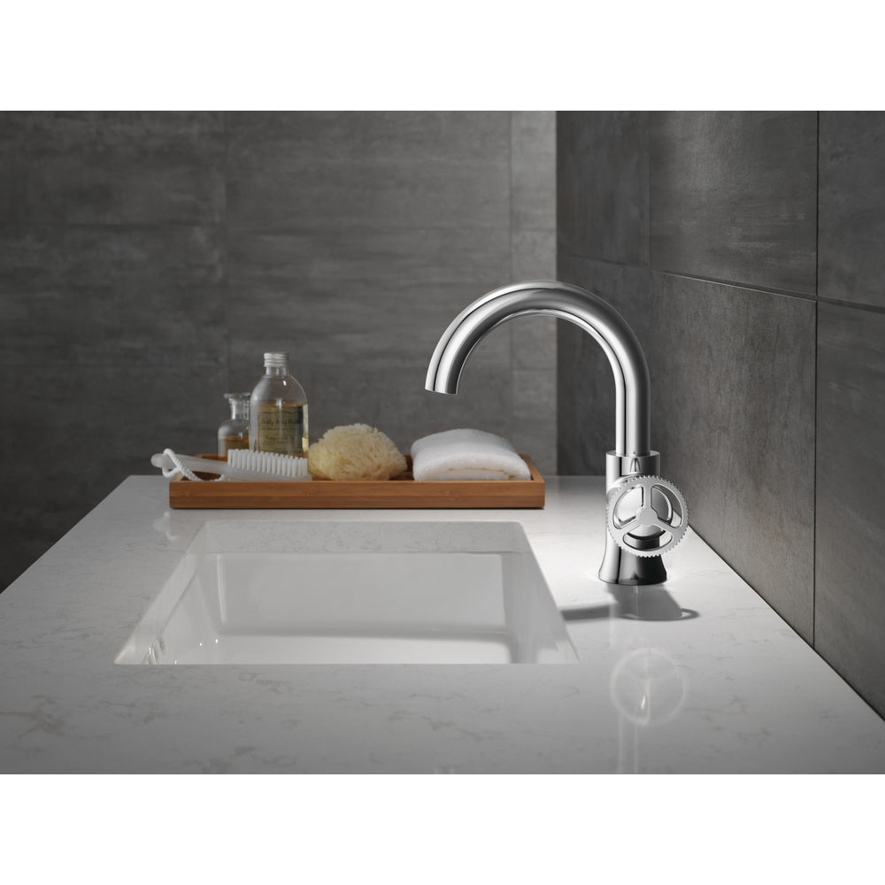 Delta Trinsic Bathroom Faucet 558HAR-DST