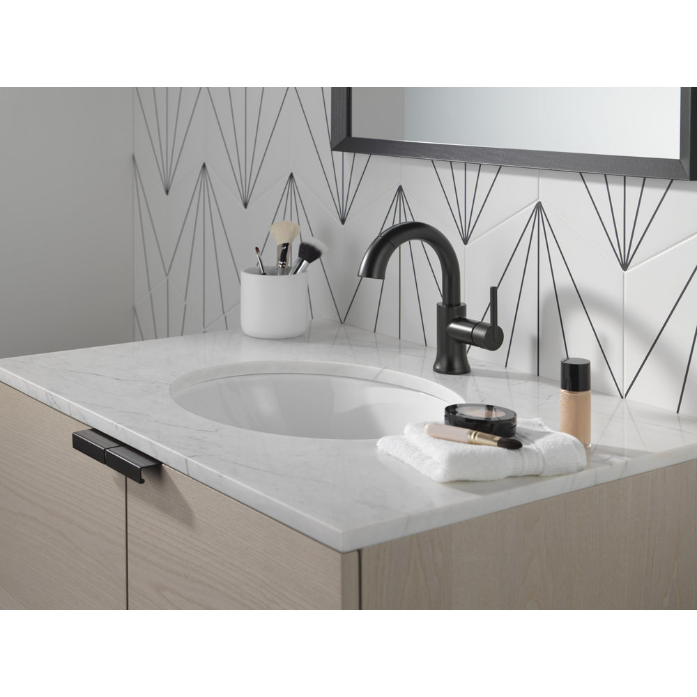 Delta Trinsic Single Handle Pull Down Bathroom Faucet 559HAR