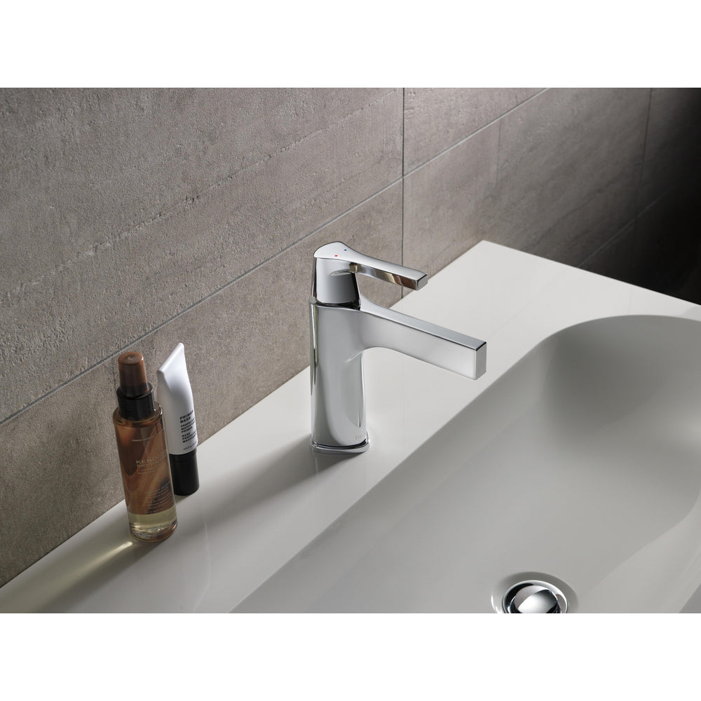 Delta Zura Single Handle Bathroom Faucet - Chrome