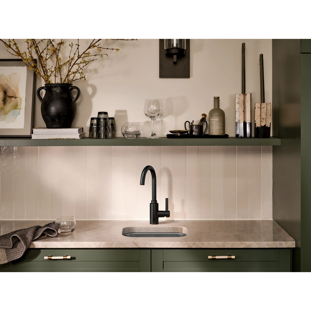 Moen Genta LX Single-Handle High-Arc Bar Faucet 5882 in Matte Black (5882BL) - view 3