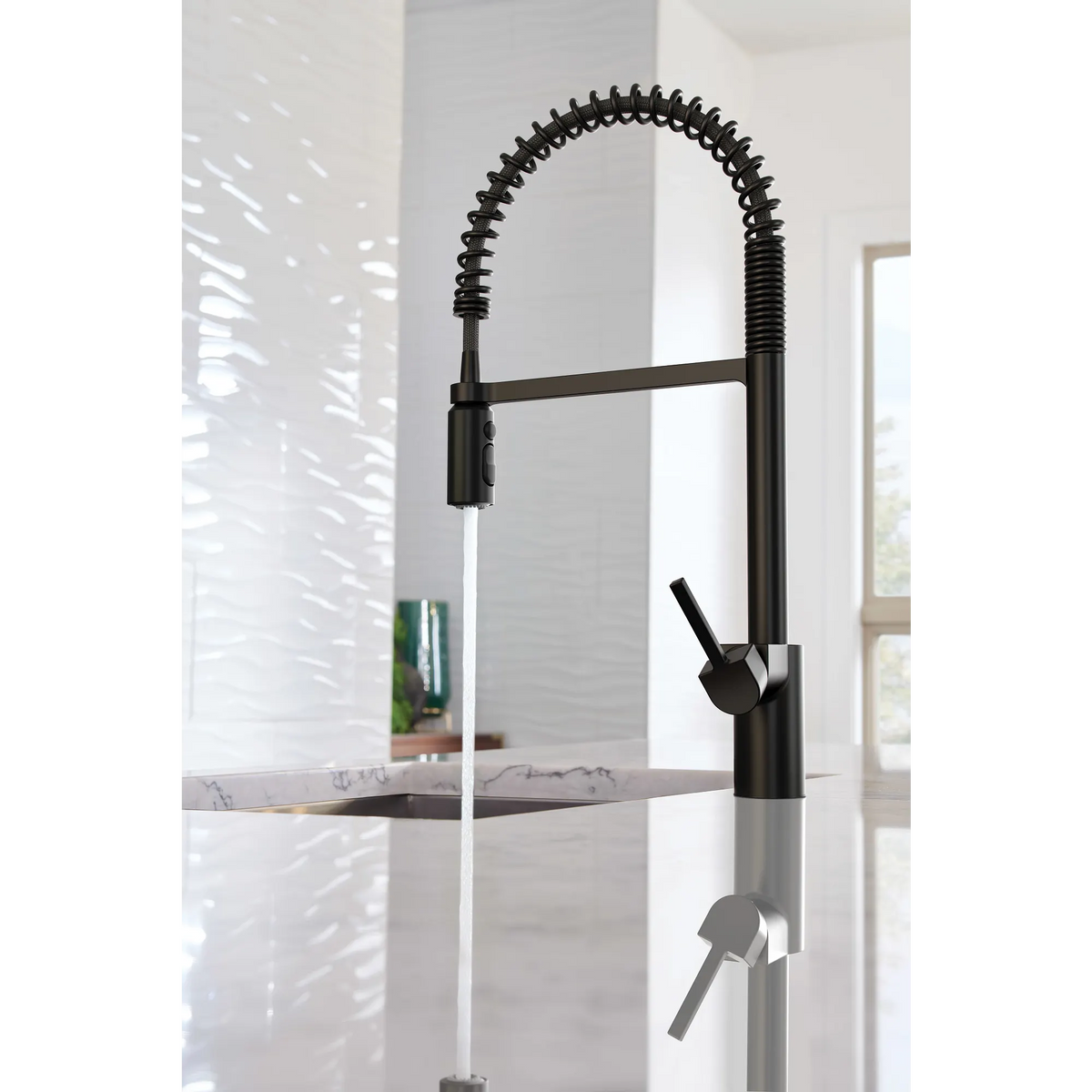Moen Align Single-Handle Pre-Rinse Spring Pulldown Kitchen Faucet 5923 in Matte Black (5923BL) - view 3