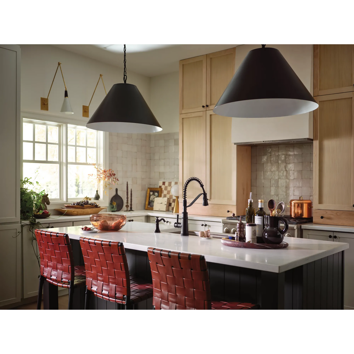 Moen Traditional Soap Dispenser S3945 in Matte Black (S3945BL) - view 4