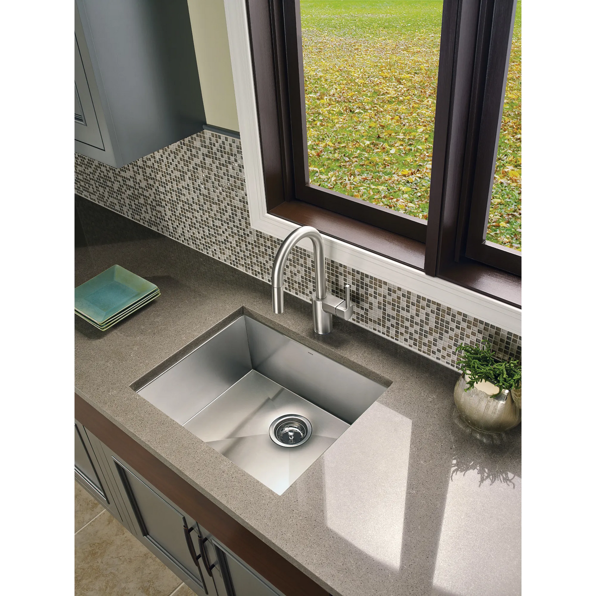 Moen Align Single-Handle Pulldown Bar Faucet 5965 in Spot Resist Stainless (5965SRS) - view 3