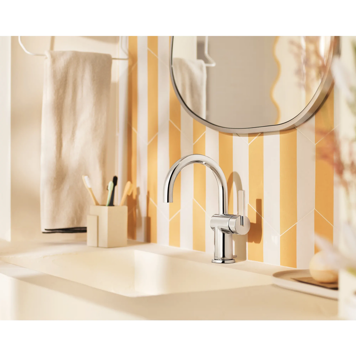 Moen Cia Single-Handle High-Arc Bathroom Faucet 6221 in Chrome (6221) - view 7