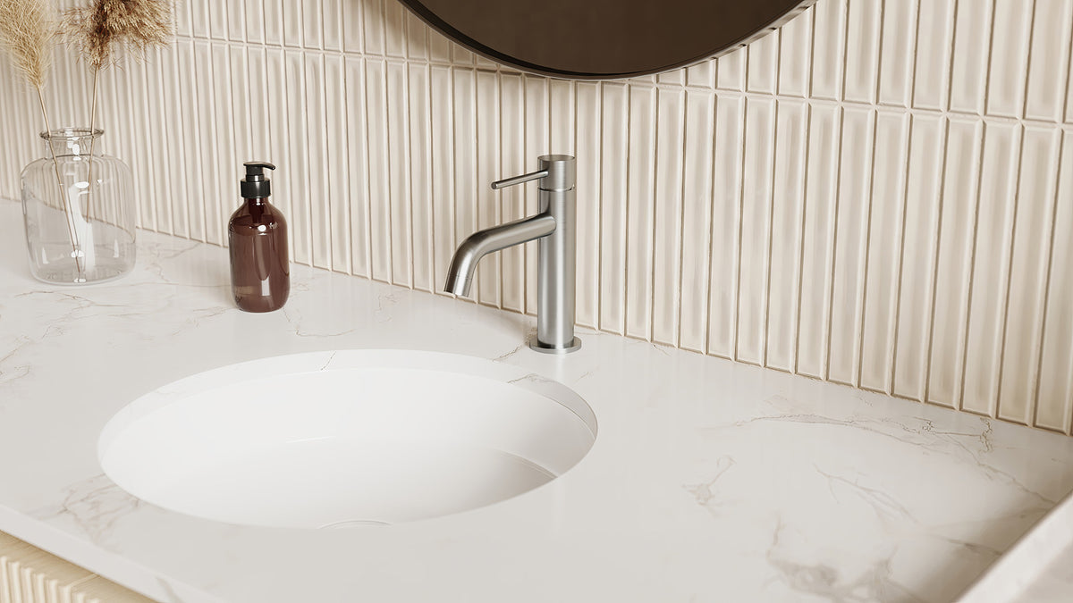 Aquabrass Xpress Umix Single-hole Lavatory Faucet 62314 detail