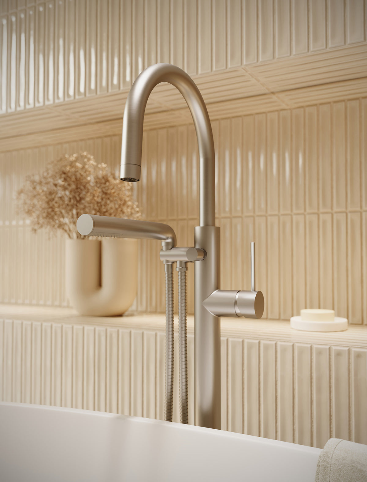Aquabrass Xpress Umix Floormount Tub Filler 62384 detail