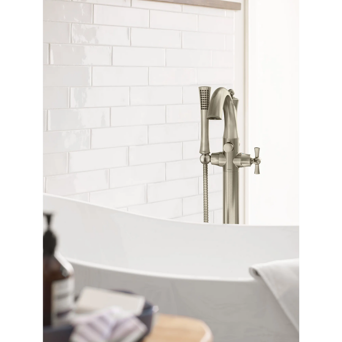 Moen Wynford Single-Handle Tub Filler With Hand Shower 655 in Brushed Nickel (655BN) - view 2