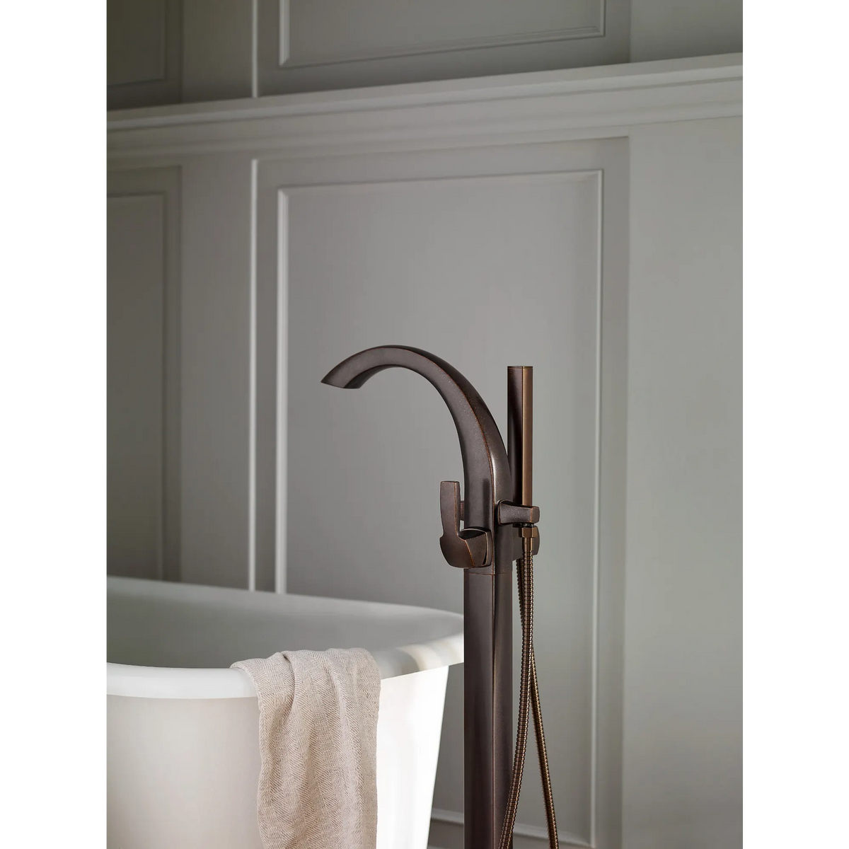 Moen Voss Single-Handle Tub Filler With Hand Shower 695 in Oil Rubbed Bronze (695ORB) - view 3