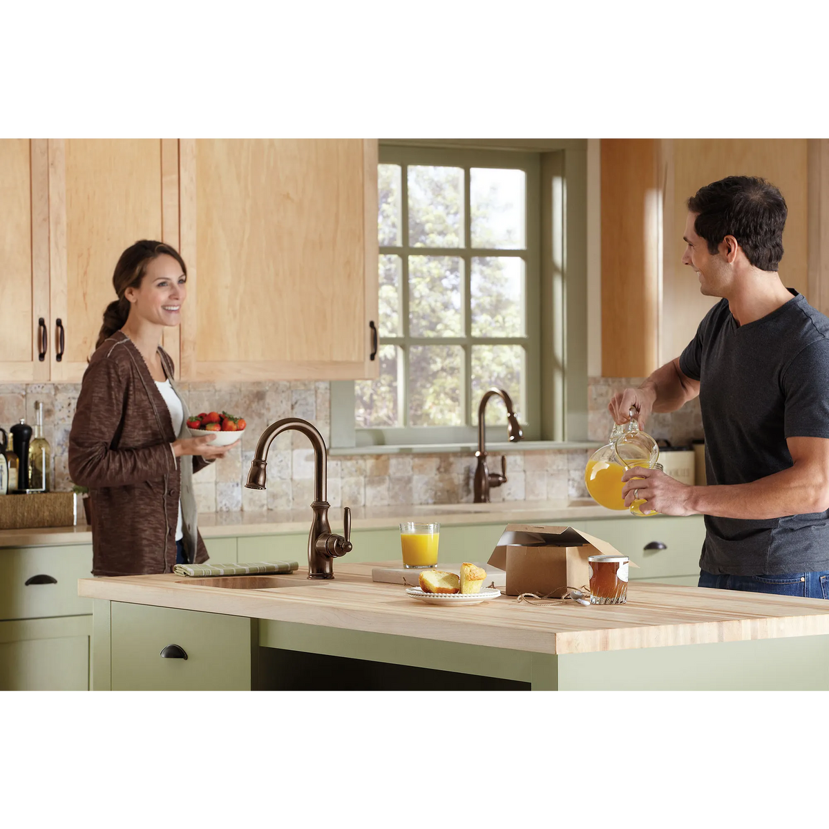 Moen Brantford Single-Handle High-Arc Pulldown Kitchen Faucet 7185 in Oil Rubbed Bronze (7185ORB) - view 4