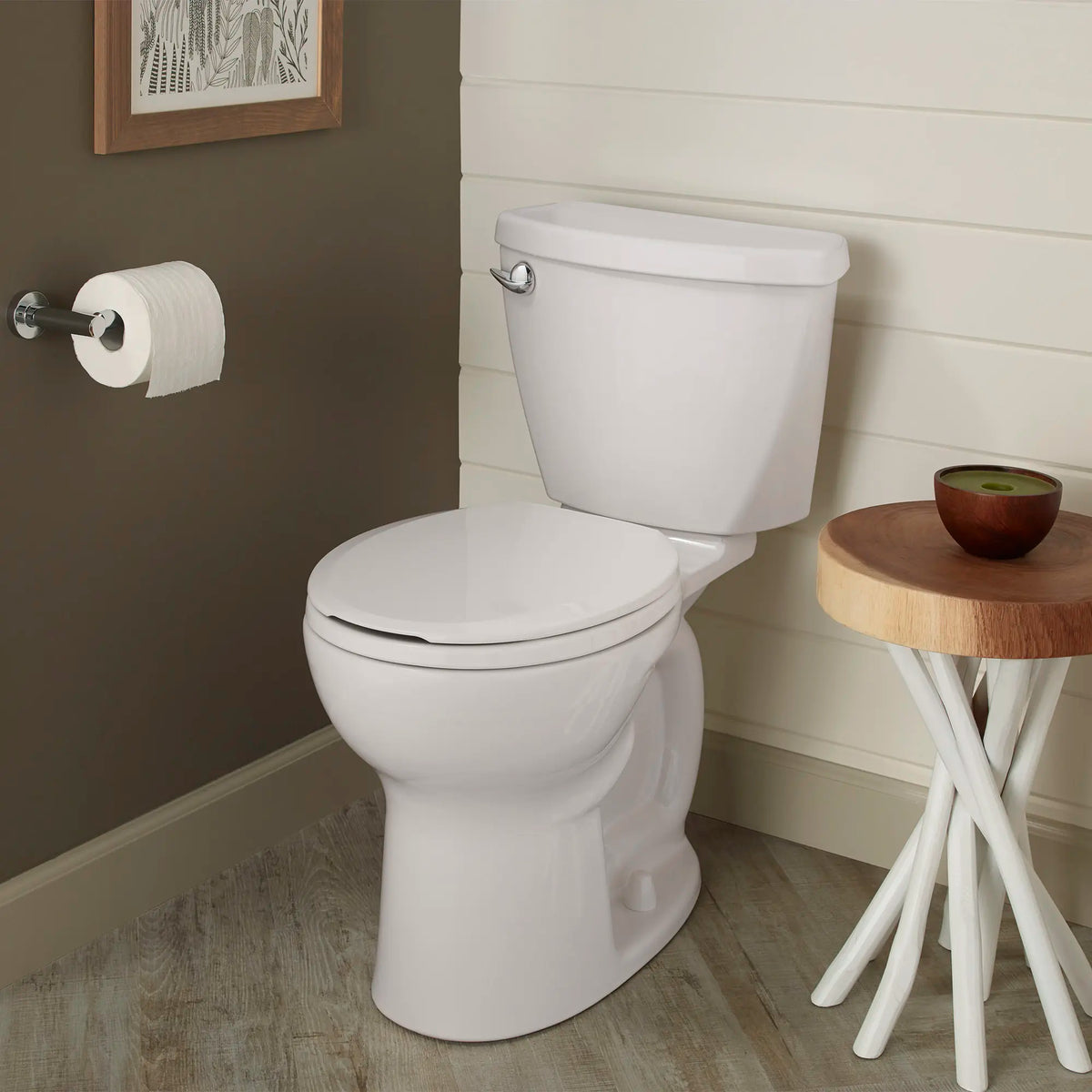 American Standard Cadet 3 FloWise 1.28 GPF/4.8 LPF Left Trip Lever 16/1-2-in. Round-Front Toilet with Slow-Close Seat