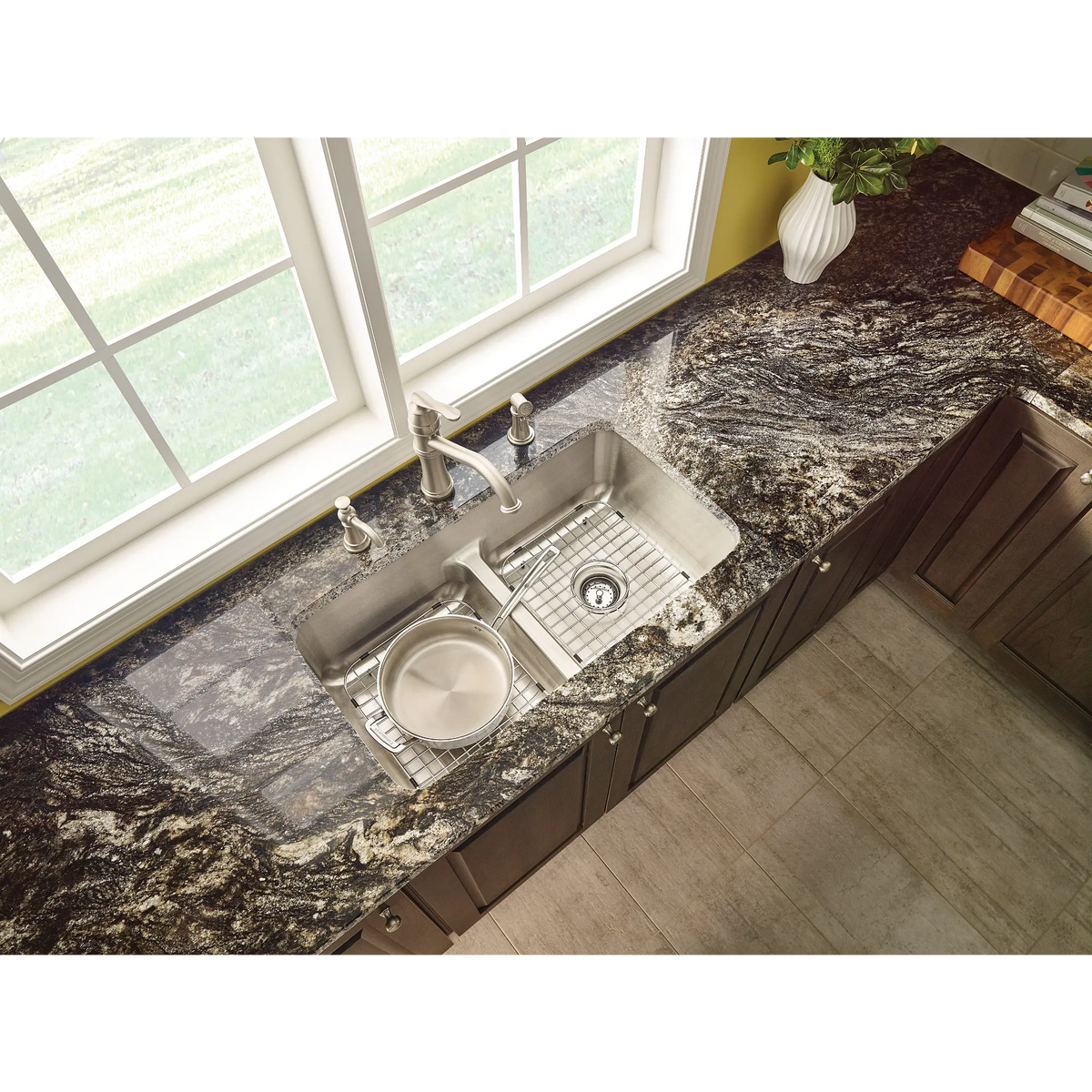 Moen Belfield Single-Handle High-Arc Kitchen Faucet 7245 in Spot Resist Stainless (7245SRS) - view 2