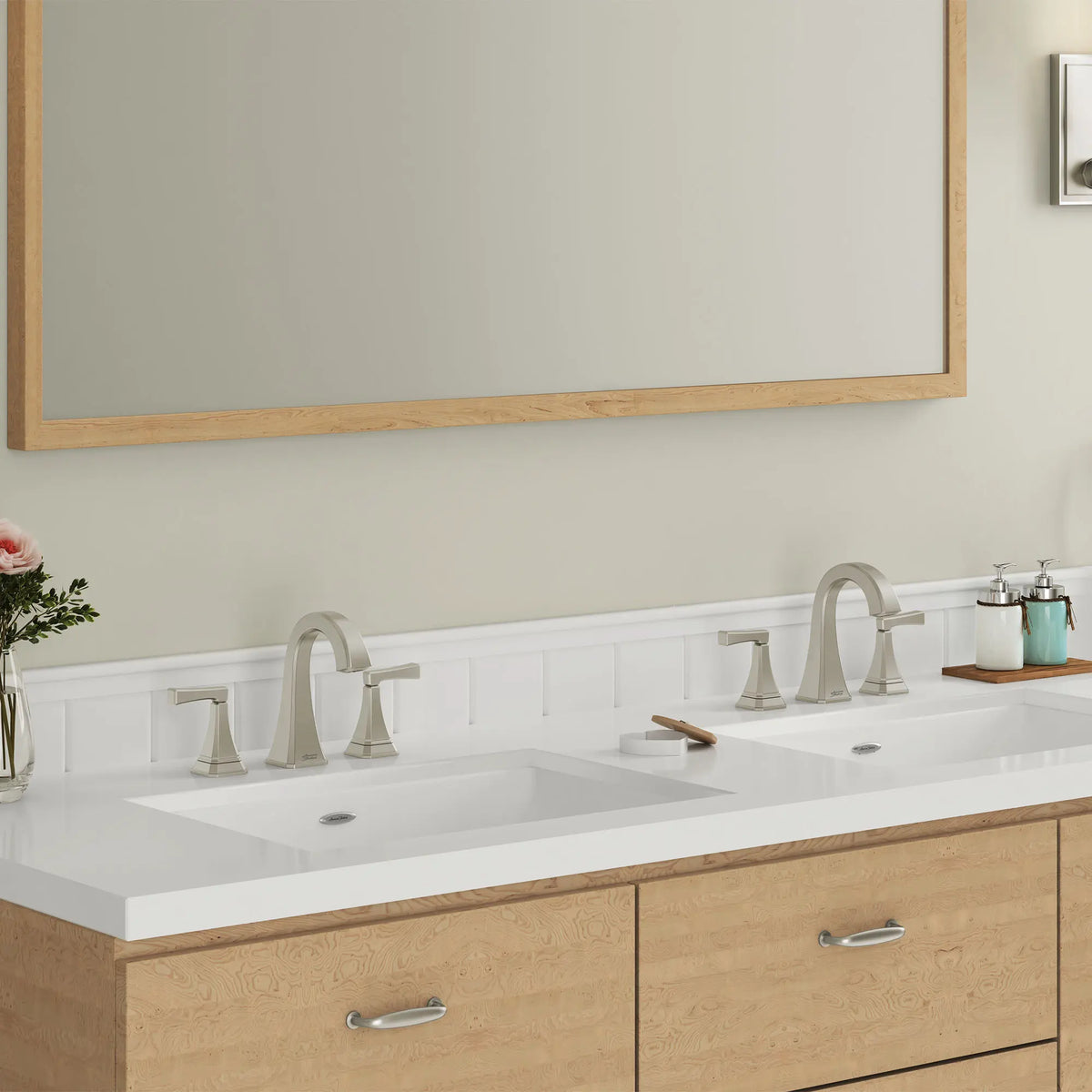 American Standard Westerly 8-In. Widespread 2-Handle Bathroom Faucet 1.2 GPM with Lever Handles