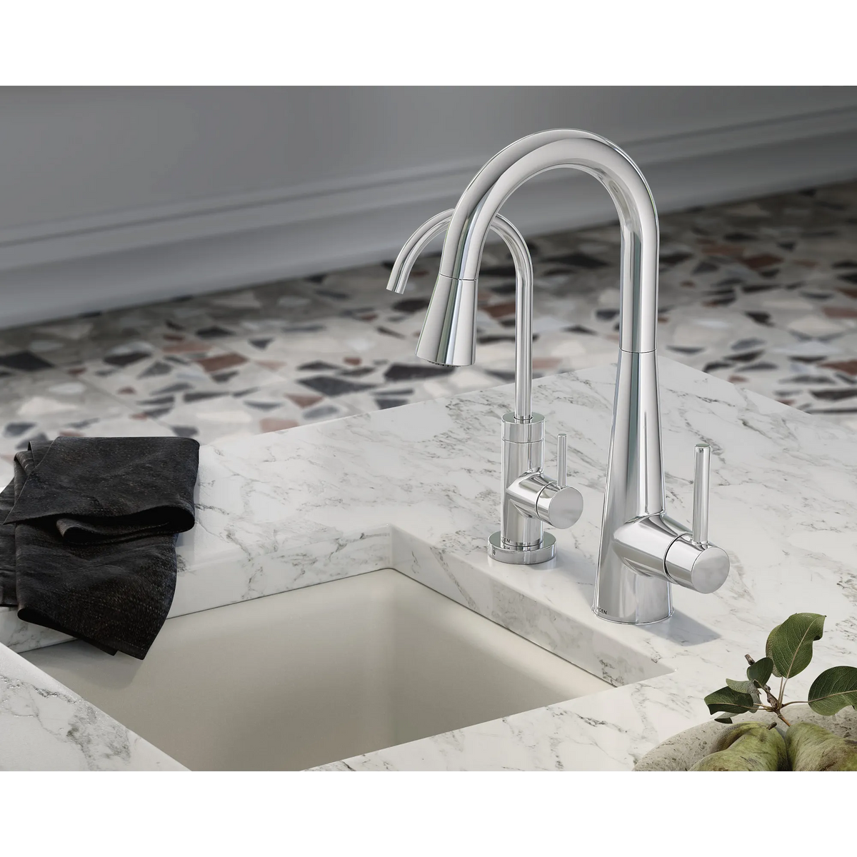 Moen Sleek Single-Handle Pulldown Bar Faucet 7664 in Chrome (7664) - view 2