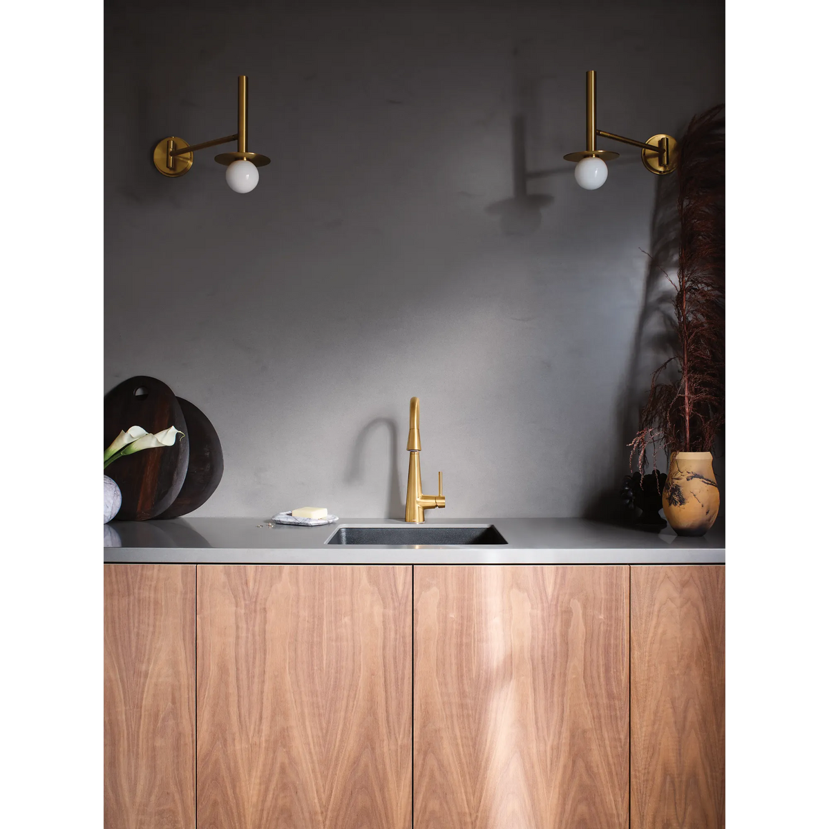 Moen Sleek Single-Handle Pulldown Bar Faucet 7664 in Brushed Gold (7664BG) - view 3