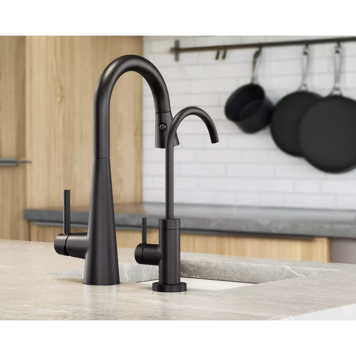 Moen Sleek Single-Handle Pulldown Bar Faucet 7664 in Matte Black (7664BL) - view 3