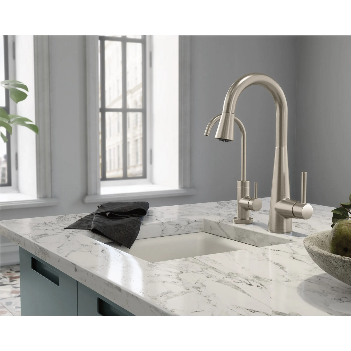 Moen Sleek Single-Handle Pulldown Bar Faucet 7664 in Spot Resist Stainless (7664SRS) - view 3