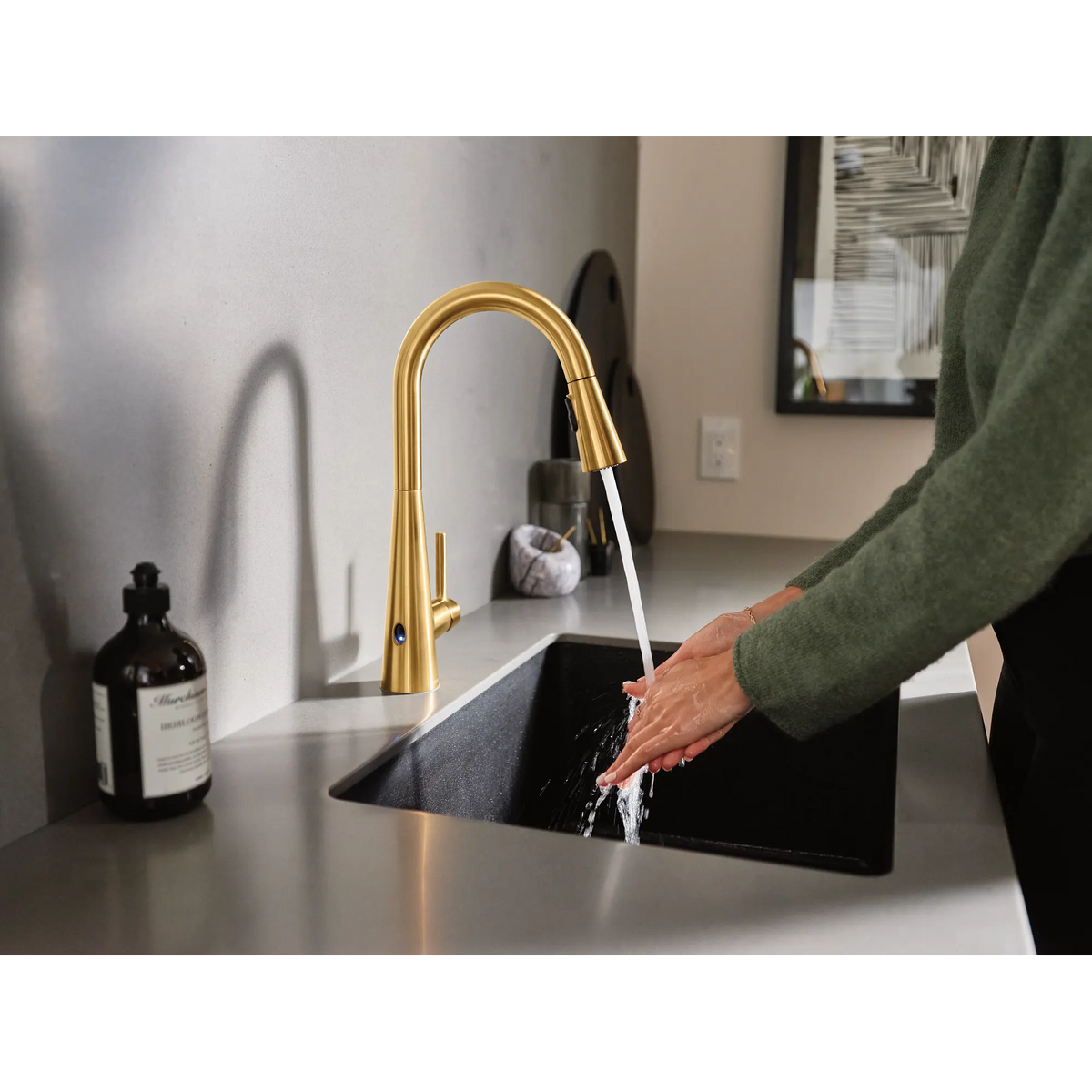 Moen Sleek MotionSense Wave Single-Handle High-Arc Single-Sensor Pulldown Kitchen Faucet 7864EW in Brushed Gold (7864EWBG) - view 9