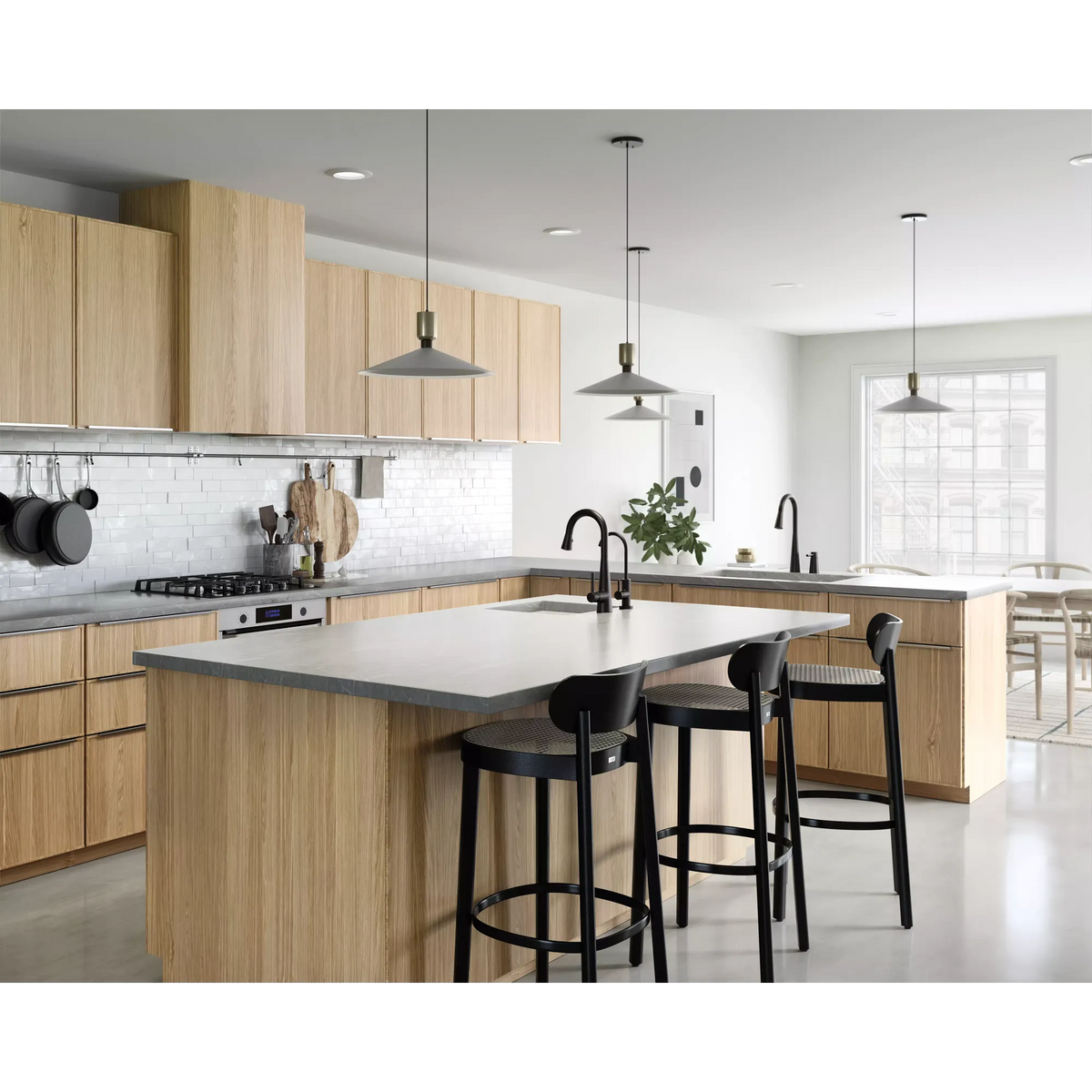 Moen Sleek Single-Handle Pulldown Bar Faucet 7664 in Matte Black (7664BL) - view 2