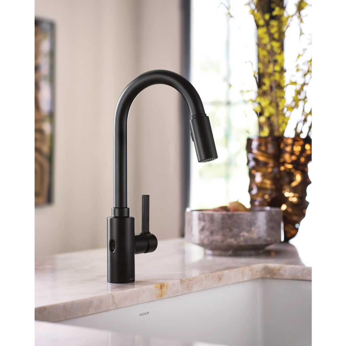 Moen Genta LX MotionSense Wave Single-Sensor Single-Handle High-Arc Pulldown Kitchen Faucet 7882EW in Matte Black (7882EWBL) - view 4