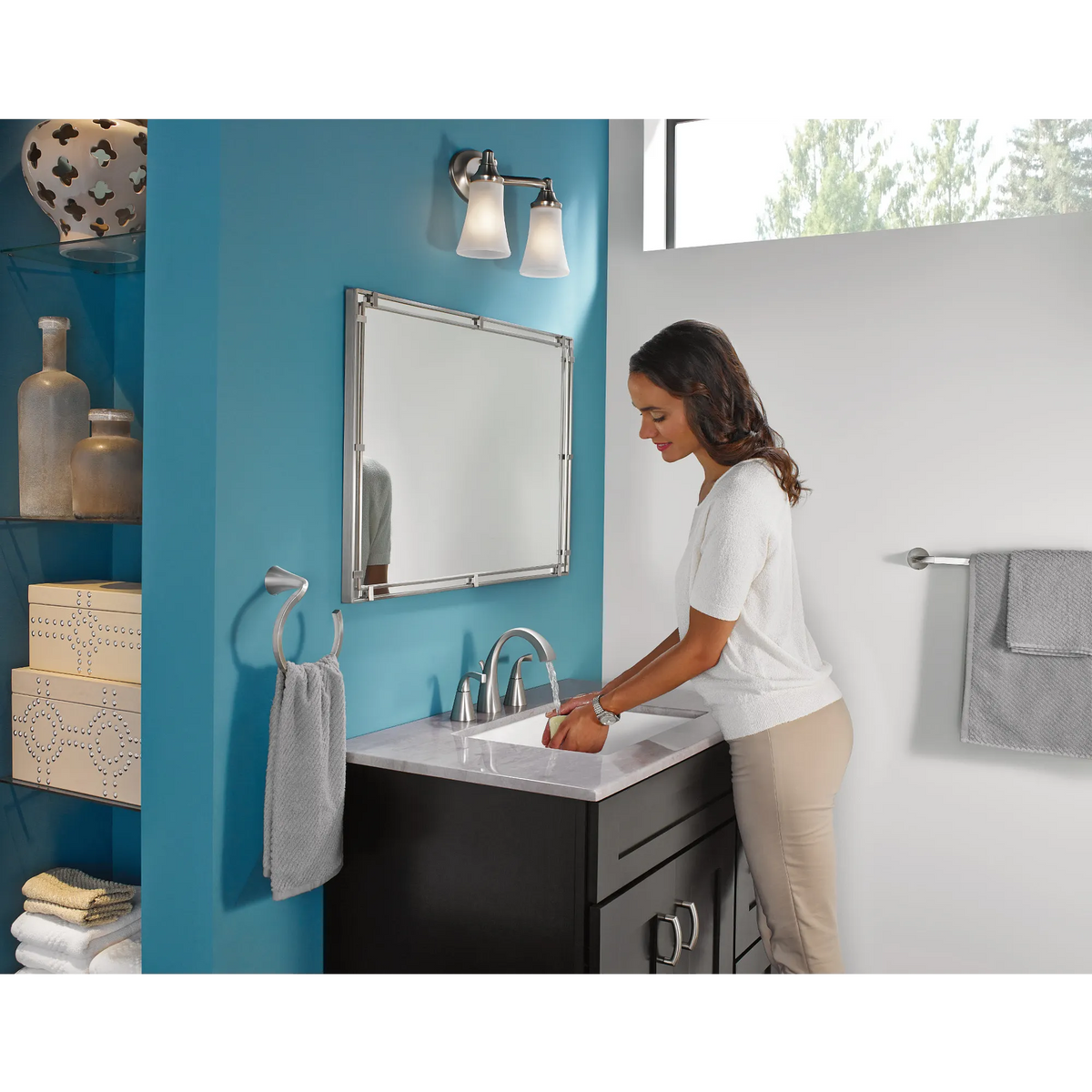Moen Eva Bath Light YB2862 in Brushed Nickel (YB2862BN) - view 13
