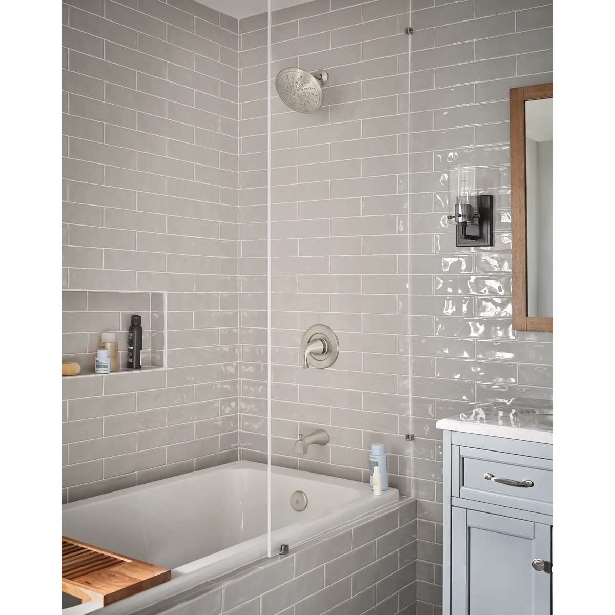 Moen Oxby Posi-Temp Tub/Shower 82660 in Spot Resist Brushed Nickel (82660SRN) - view 2