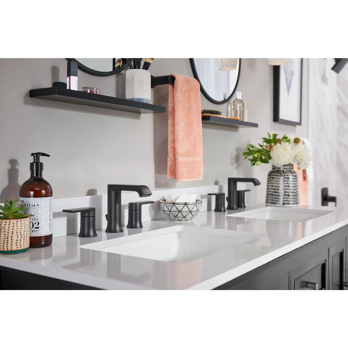 Moen Genta LX Hand Towel Bar BH3886 in Matte Black (BH3886BL) - view 6