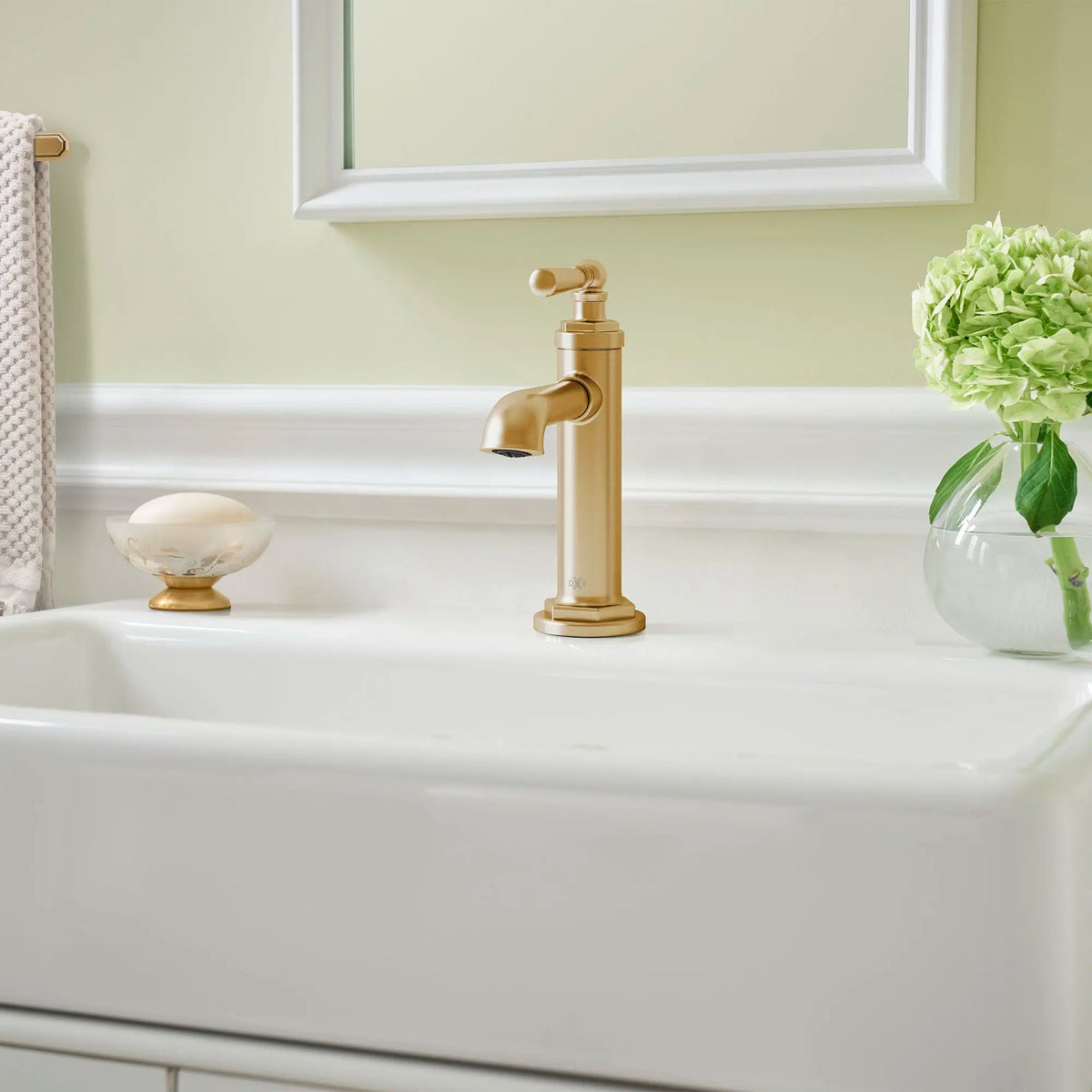DXV Single Lever Lavatory Faucet in Satin Brass (D35155100.427)