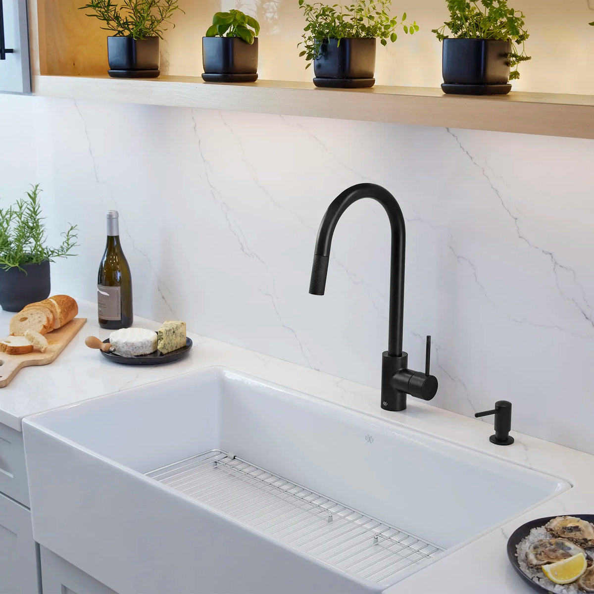 DXV Etre Single Handle Pull-Down Kitchen Faucet with Lever Handle in Matte Black (D35404300.243) - view 5