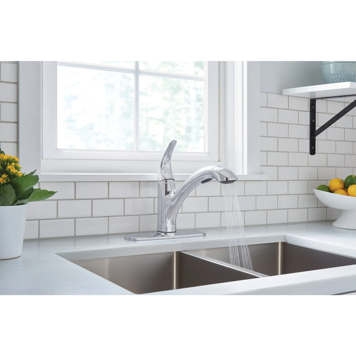 Moen Medina Single-Handle Pullout Kitchen Faucet 87039 in Chrome (87039) - view 9