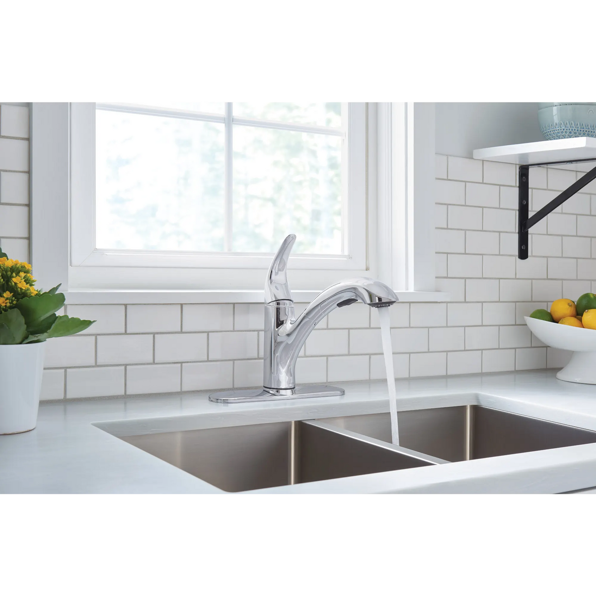 Moen Medina Single-Handle Pullout Kitchen Faucet 87039 in Chrome (87039) - view 8