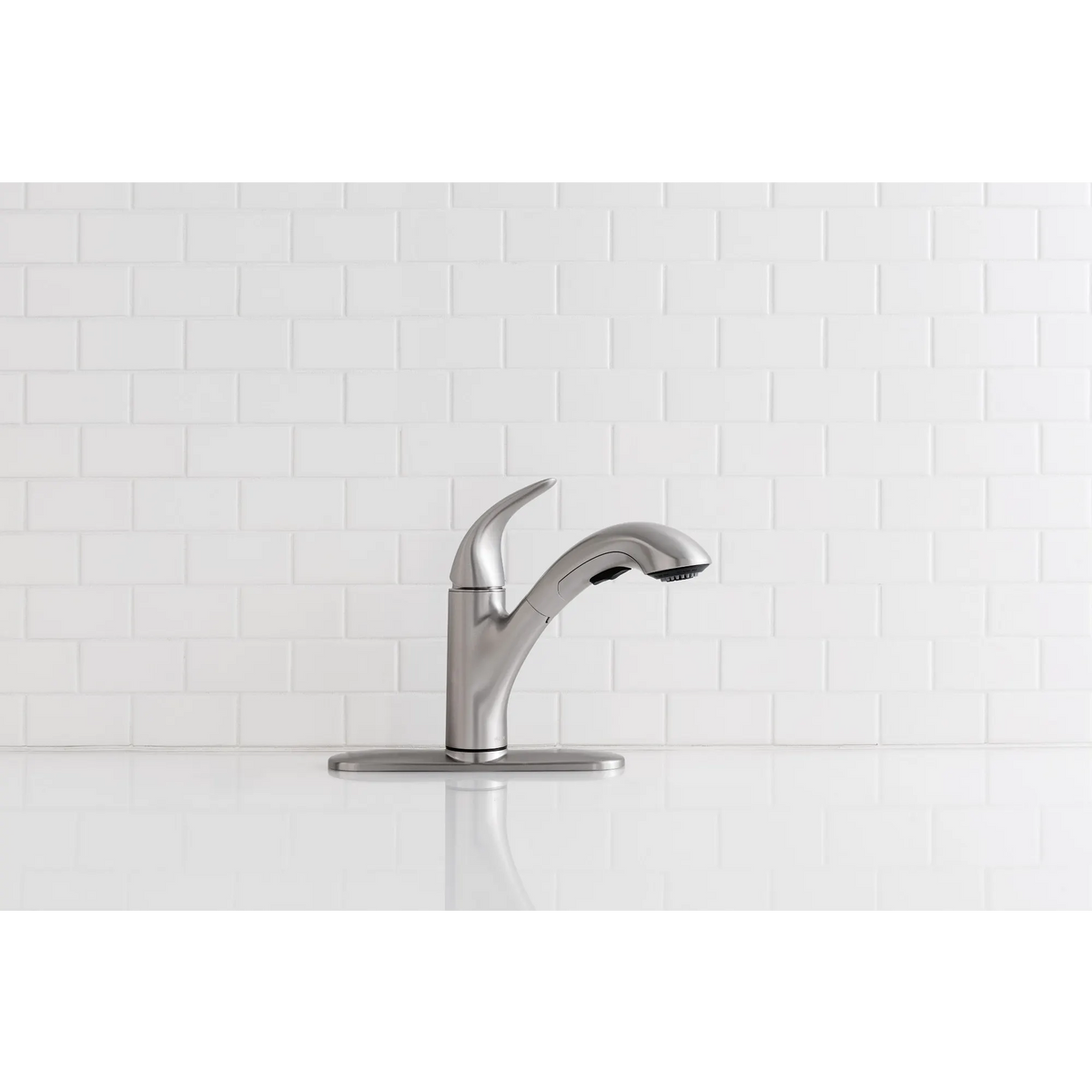 Moen Medina Single-Handle Pullout Kitchen Faucet 87039 in Chrome (87039) - view 6