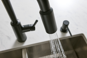 Moen Wand Kit 173816 in Matte Black (173816BL)