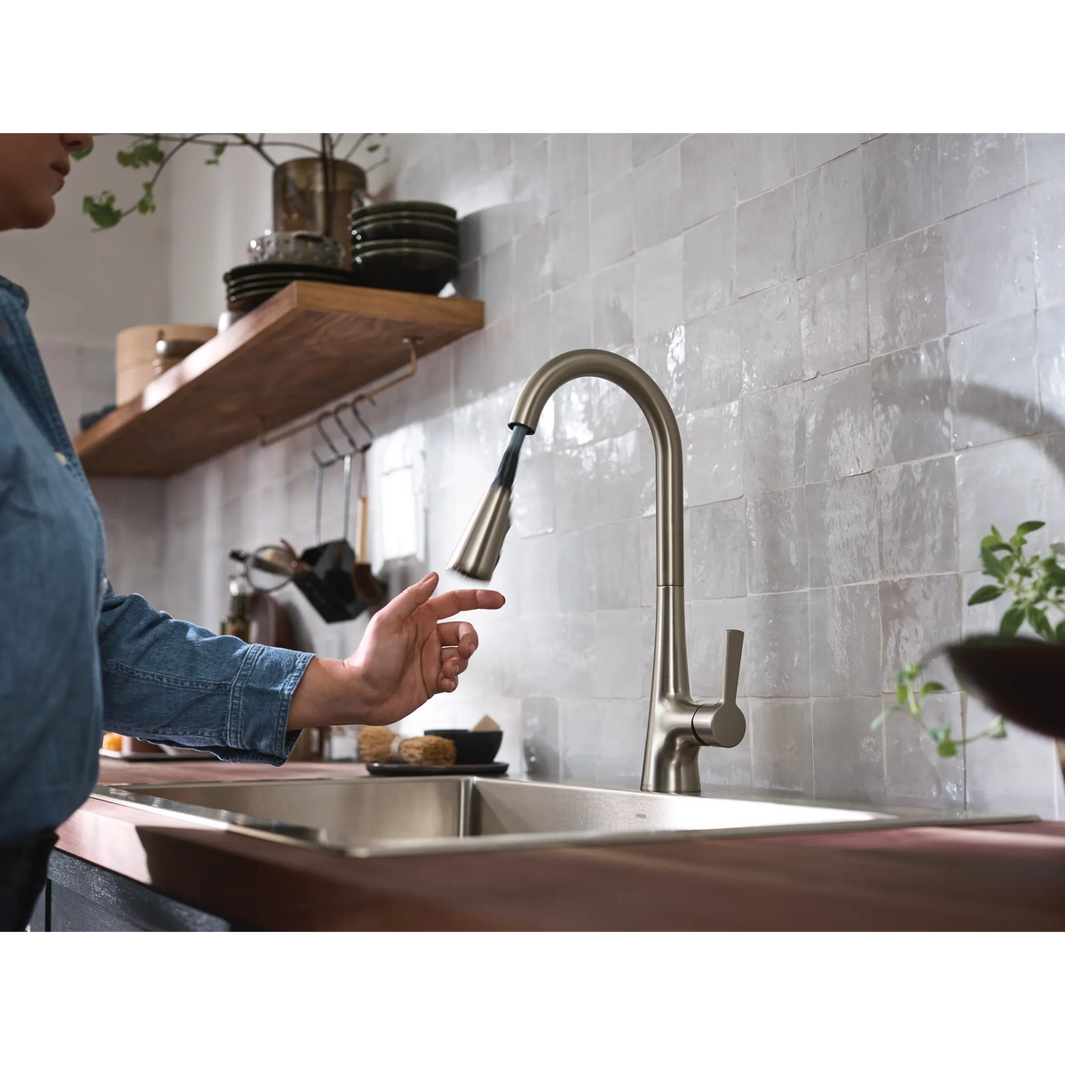 Moen Mikah Single-Handle High-Arc Pulldown Kitchen Faucet 87069 in Spot Resist Stainless (87069SRS) - view 5