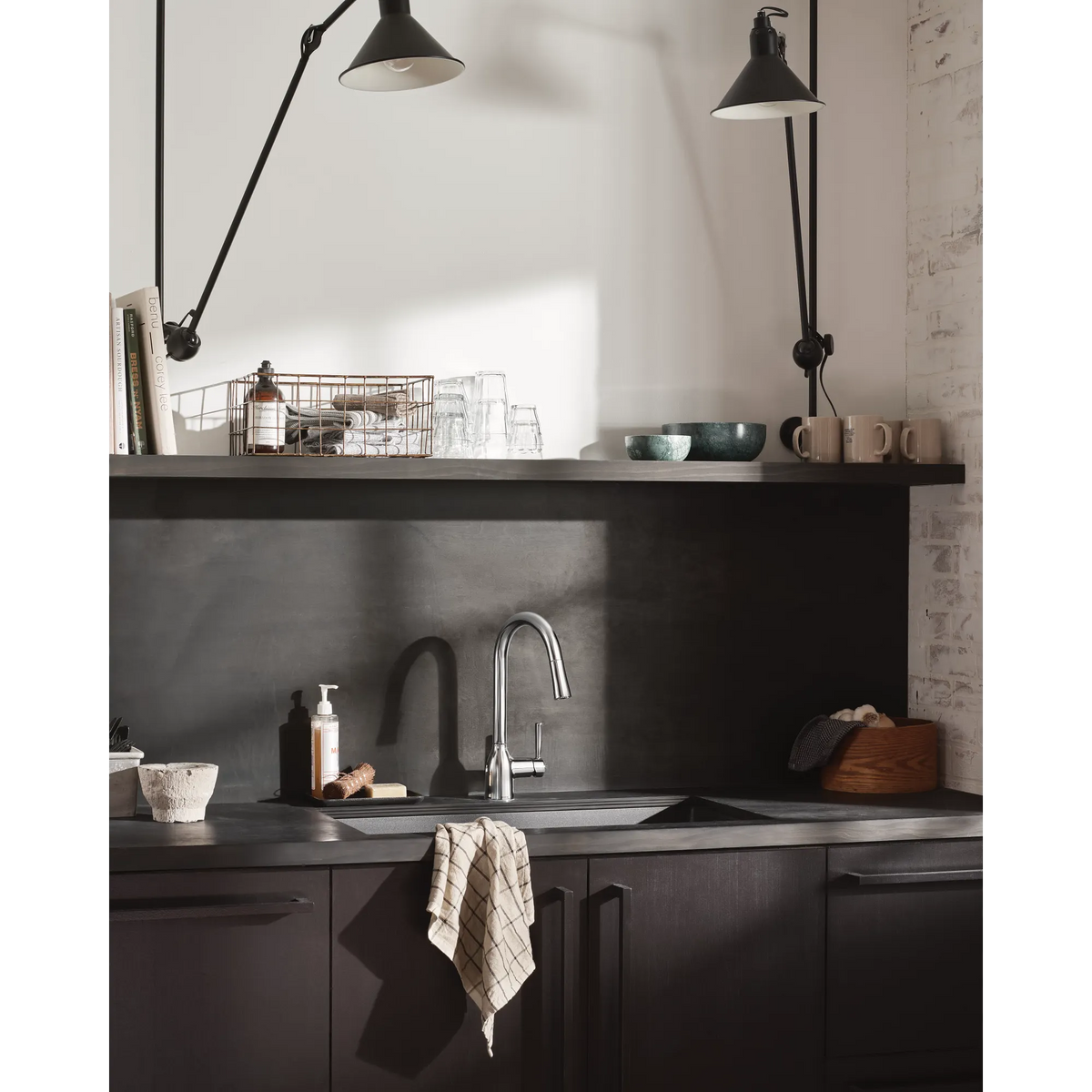 Moen Adler MotionSense Wave Single-Sensor Single-Handle High-Arc Pulldown Kitchen Faucet 87233EW in Chrome (87233EWC) - view 5